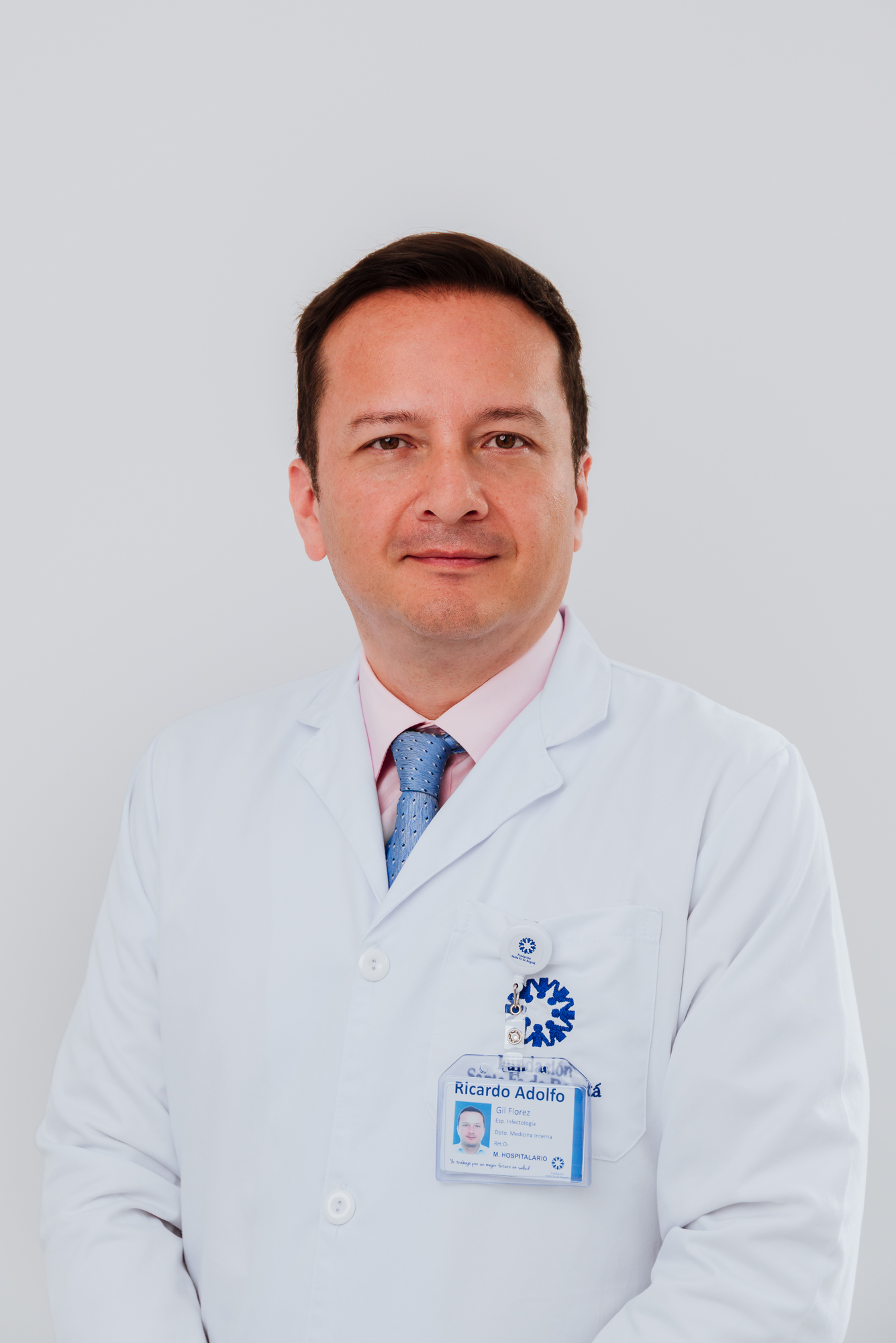 Foto del doctor Ricardo Adolfo Gil Florez
